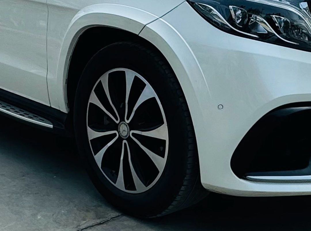 奔驰 Trieda R 2012forsale